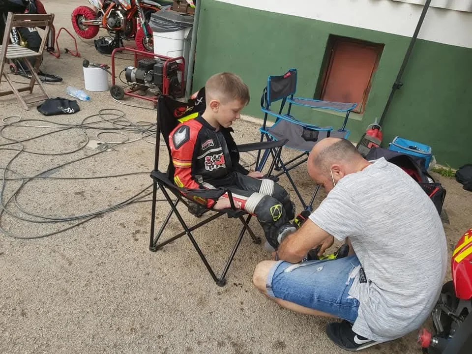 Preparación y revisión del equipo antes de rodar